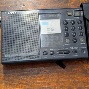 Rare Vintage SONY ICF-SW7600 LW/MW/SW/FM Stereo World Band Receiver